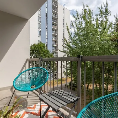 Charming With Parking And Balcony. * La Madeleine (Nord)